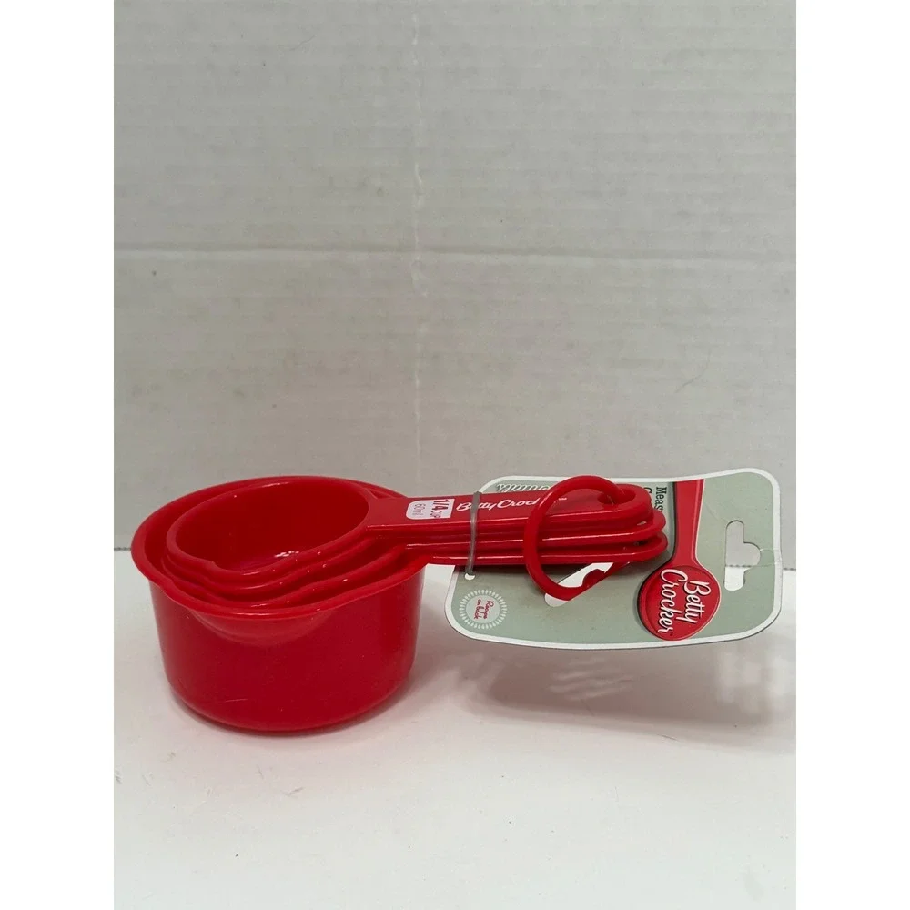 Betty Crocker Red Measuring Cups Set of 4 Essentials Dishwasher Safe New